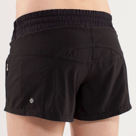 lululemon athletica Pants - Lululemon Run: Tracker Short II black size 8 women’s